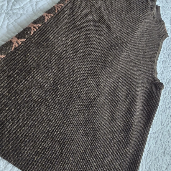 Heartloom Dorsa Knit Geometric Sleeveless Front Zip Sweater Top - Cocoa Brown - Picture 9 of 10